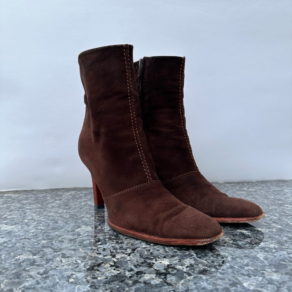 Tods Brown Suede Ankle Heeled Booties Women’s Size 8.5 - Picture 3 of 12